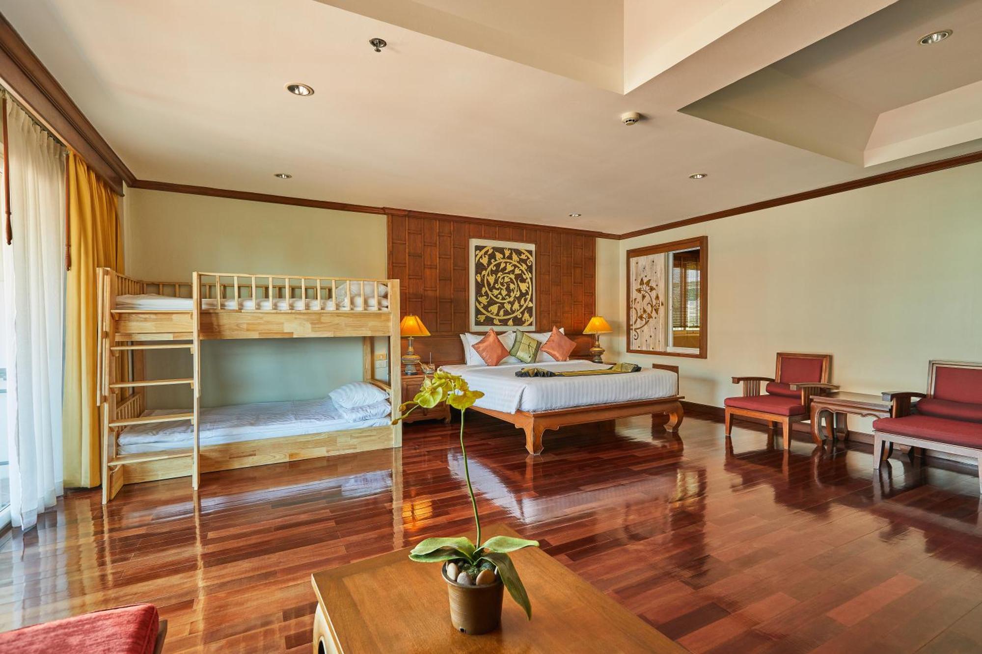 Resor Avalon Pattaya
