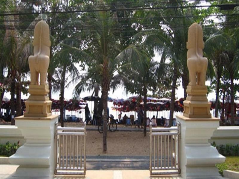 Avalon Resor 4*